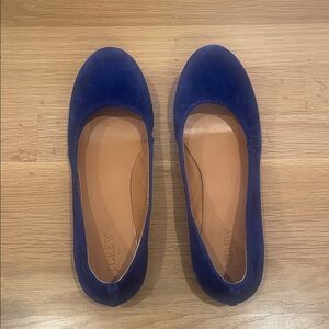 Jcrew factory Anya blue suede flats, size 8